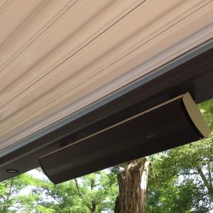 comment fixer un chauffage pour une pergola bio climatique à lames orientables