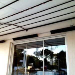 Chauffage sous un abris d'une terrasse heatstrip_particulier_terrasse_yesss_b