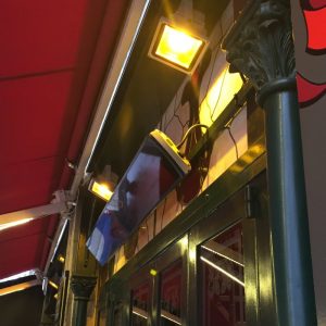 Infrarouge modèle vision 3200 W Heatscope France radiateur_infrarouge_radiant_design_heatscope_france_facade_en_verre_noire_1